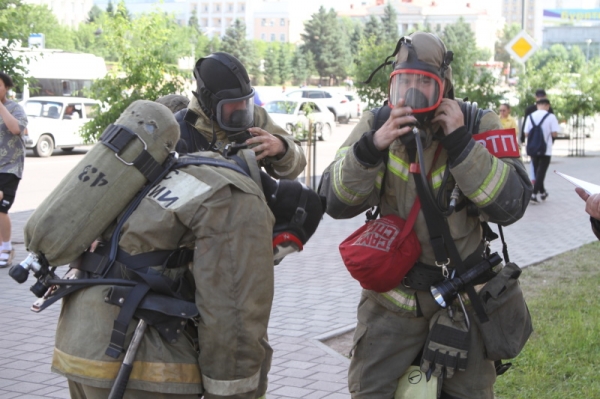 В Улан-Удэ прошло пожарно-тактическое учение 