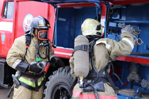 Пожарные МЧС России спасли на пожаре 3 человека 