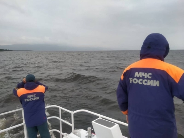 Спасатели МЧС России продолжают поиски мальчика в Баргузинском районе 