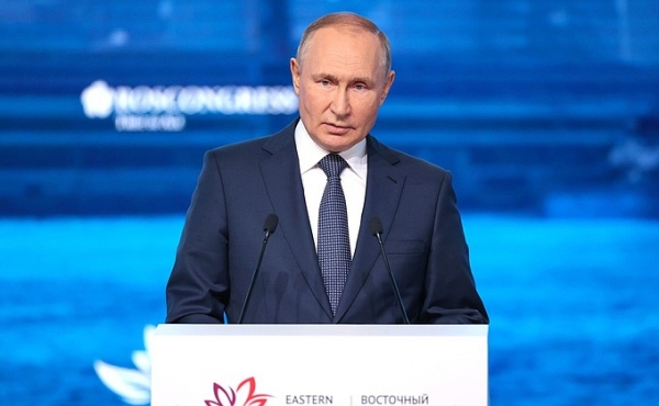 Путин: Бизнес на Дальнем Востоке будет получать компенсации при найме молодых рабочих
