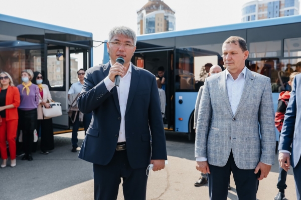 Первые автобусы большой вместимости поступили в парк общественного транспорта Улан-Удэ