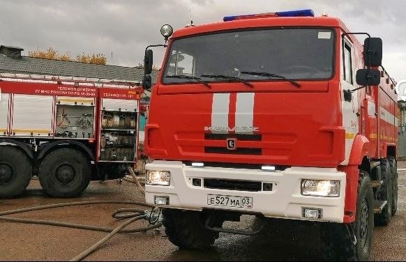 Пожарные МЧС России ликвидировали два пожара в многоквартирных домах Улан-Удэ 