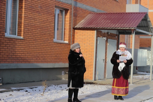 Жители аварийных домов Закаменска получили ключи от новых квартир 