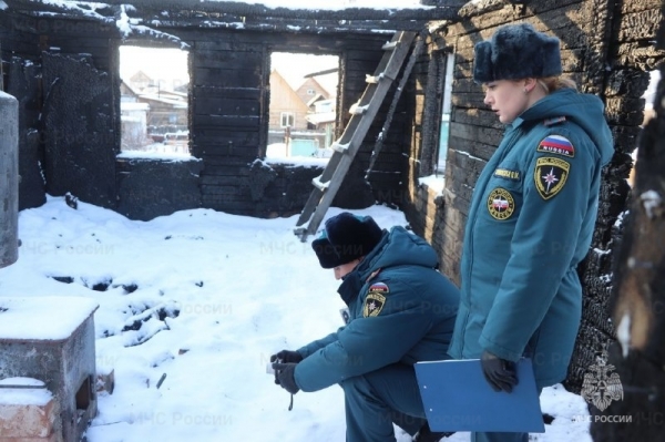 Специалисты МЧС России напоминают о соблюдении правил пожарной безопасности 