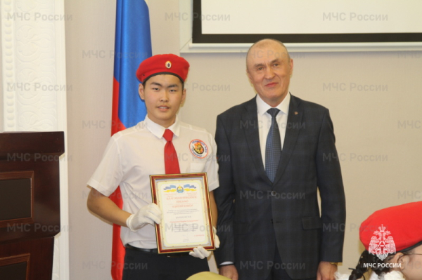 Дружина юных пожарных из Еравнинского района стала победителем Всероссийского смотра-конкурса 