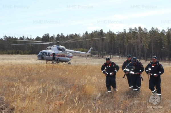 Вертолет Ми-8 МЧС России заступил на дежурство в Республике 