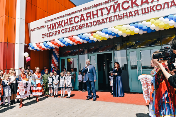 В Тарбагатайском районе Бурятии открылась школа «Багульник»