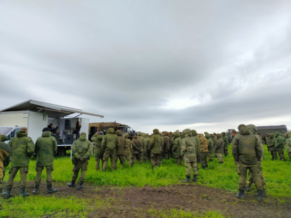 Фронтовая бригада из Бурятии начала праздничные гастроли в зоне проведения СВО