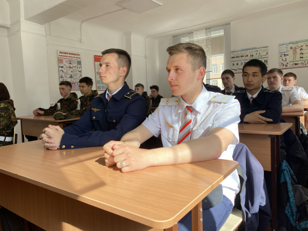 В России возрождают систему военно-спортивной подготовки и патриотического воспитания молодежи 