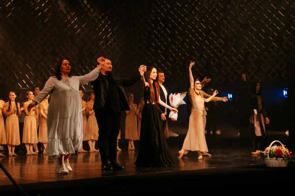 К 100-летию республики состоялась премьера национального балета «Земля веры- Баргуджин Тукум»