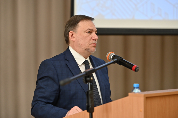 В Улан-Удэ замминистра науки и высшего образования РФ проводит стратсессию по созданию межвузовского кампуса  