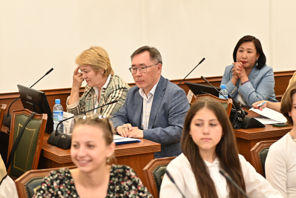«Здесь ощущаешь чувство умиротворения и спокойствия»: дети из ДНР поделились с Главой Бурятии первыми впечатлениями о республике 
