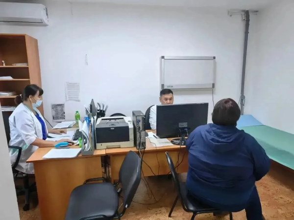 Более 2500 жителей четырёх районов Бурятии обследовали мобильные бригады врачей Более 2500 жителей четырёх районов Бурятии обследовали мобильные бригады врачей