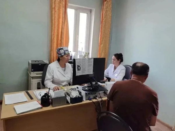 Более 2500 жителей четырёх районов Бурятии обследовали мобильные бригады врачей Более 2500 жителей четырёх районов Бурятии обследовали мобильные бригады врачей