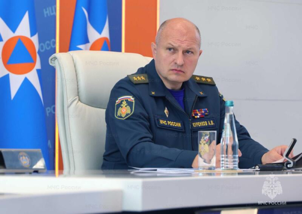 В беде не оставят: Глава МЧС Александр Куренков о новых мерах поддержки пострадавших при ЧС В беде не оставят: Глава МЧС Александр Куренков о новых мерах поддержки пострадавших при ЧС