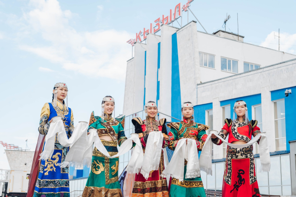 IV Международный буддийский форум завершился: Россия — это многоконфессиональная, многонациональная страна, где буддизм, православие и ислам живут в мире и согласии IV Международный буддийский форум завершился: Россия — это многоконфессиональная, многонациональная страна, где буддизм, православие и ислам живут в мире и согласии