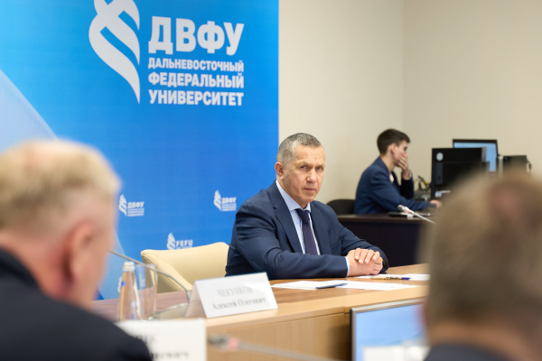 Юрий Трутнев: Приморский край и ДВФУ готовы к началу ВЭФ-2026 Юрий Трутнев: Приморский край и ДВФУ готовы к началу ВЭФ-2026