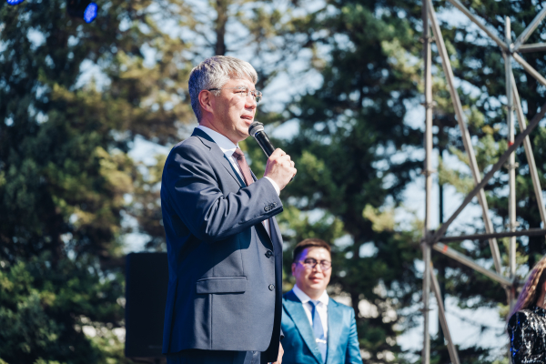 В Улан-Удэ проходит III форум «Жить, учиться и работать в Бурятии!» В Улан-Удэ проходит III форум «Жить, учиться и работать в Бурятии!»