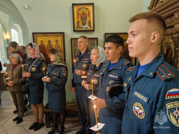 В Улан-Удэ прошел молебен в честь образа Божией Матери «Неопалимая Купина» В Улан-Удэ прошел молебен в честь образа Божией Матери «Неопалимая Купина»