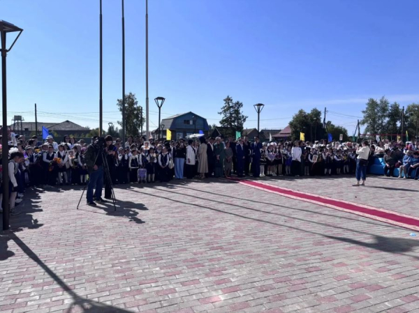 В селе Сосново-Озёрское Еравнинского района состоялось долгожданное открытие новой школы