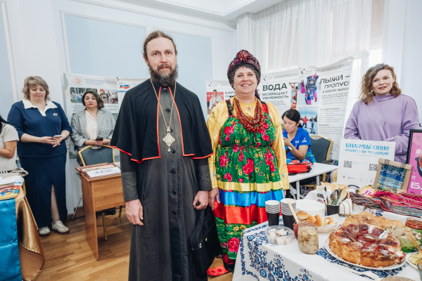 Ярмарка презентация СО НКО &laquo;Люблю свою республику&raquo;: площадка для лучших социальных практик Бурятии