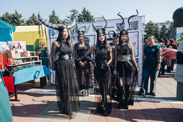 В Улан-Удэ проходит III форум «Жить, учиться и работать в Бурятии!» В Улан-Удэ проходит III форум «Жить, учиться и работать в Бурятии!»