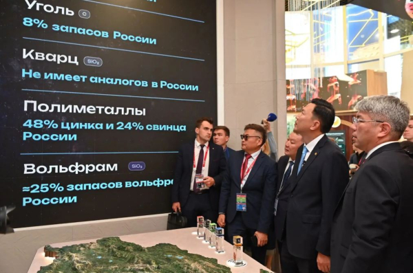 «От общего наследия к стратегическому партнерству»: делегация Монголии посетила павильон Бурятии на ВЭФ «От общего наследия к стратегическому партнерству»: делегация Монголии посетила павильон Бурятии на ВЭФ