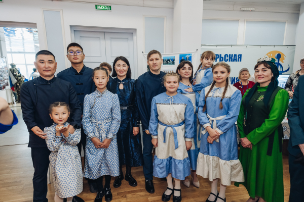 Ярмарка презентация СО НКО &laquo;Люблю свою республику&raquo;: площадка для лучших социальных практик Бурятии