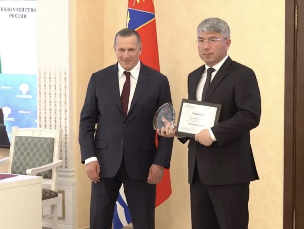 Культурная программа Бурятии признана лучшей на выставке «Улица Дальнего Востока» по итогам ВЭФ Культурная программа Бурятии признана лучшей на выставке «Улица Дальнего Востока» по итогам ВЭФ