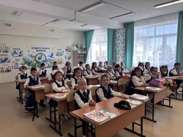 В селе Сосново-Озёрское Еравнинского района состоялось долгожданное открытие новой школы