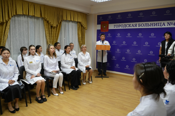 В Бурятии прошла акция «Ночь в поликлинике»: медицина встречает искусство В Бурятии прошла акция «Ночь в поликлинике»: медицина встречает искусство